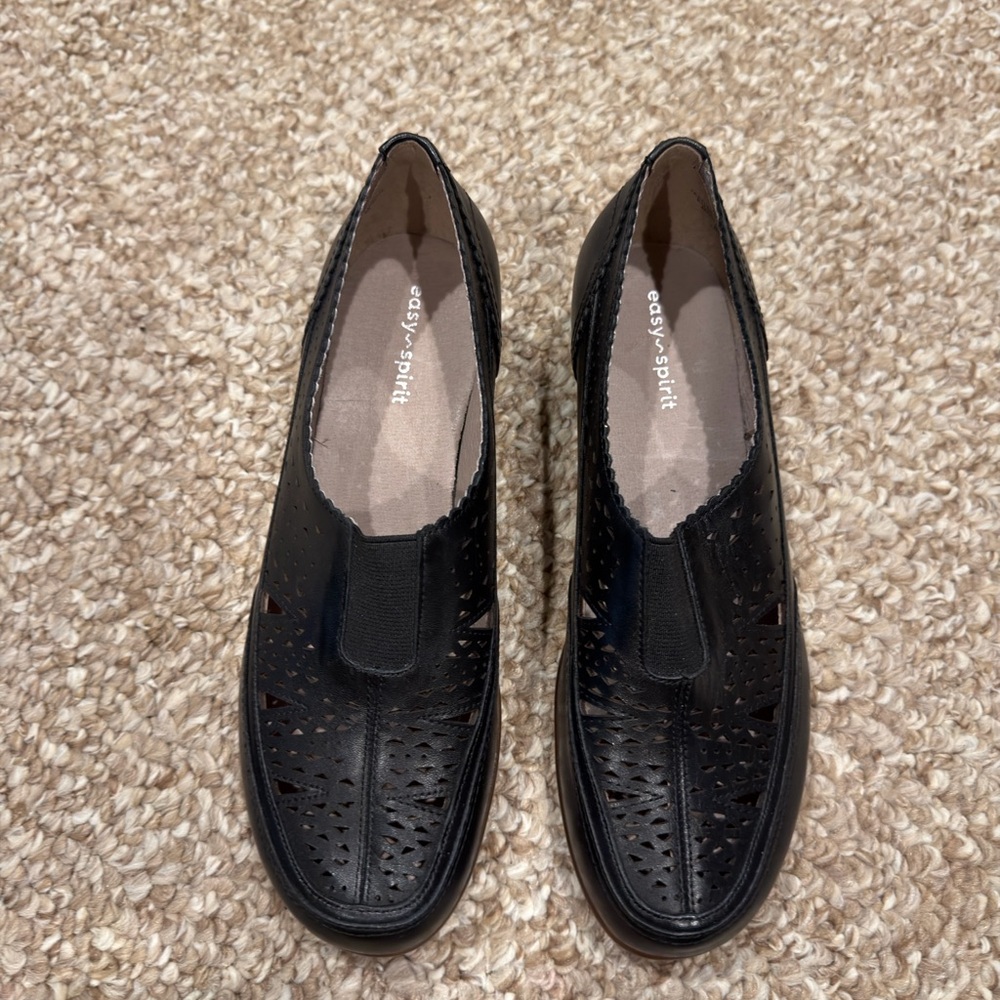 Easy Spirit Black Perforated Slip-On Comfort Leather shoes